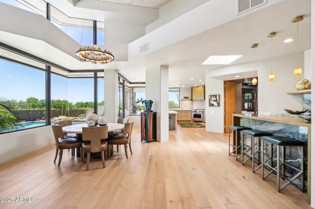 10651 E FERNWOOD Lane, Scottsdale, AZ 85262