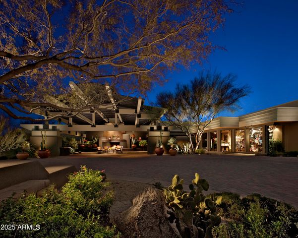 10651 E FERNWOOD Lane, Scottsdale, AZ 85262