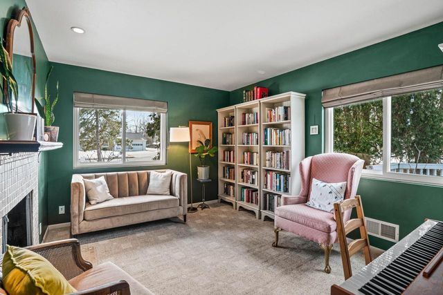 301 Madero DRIVE, Thiensville, WI 53092