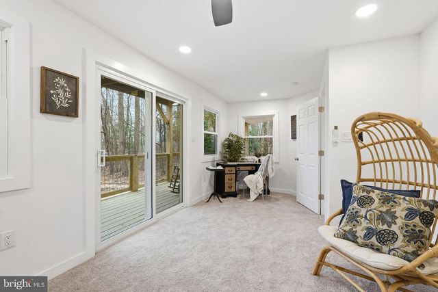 166 GRAYWOLF TRL, Winchester, VA 22602