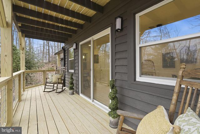 166 GRAYWOLF TRL, Winchester, VA 22602