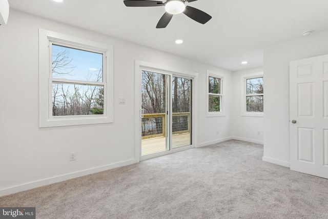 166 GRAYWOLF TRL, Winchester, VA 22602