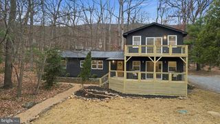 166 GRAYWOLF TRL, Winchester, VA 22602