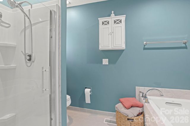 210 Claymoor Court, Flat Rock, NC 28731