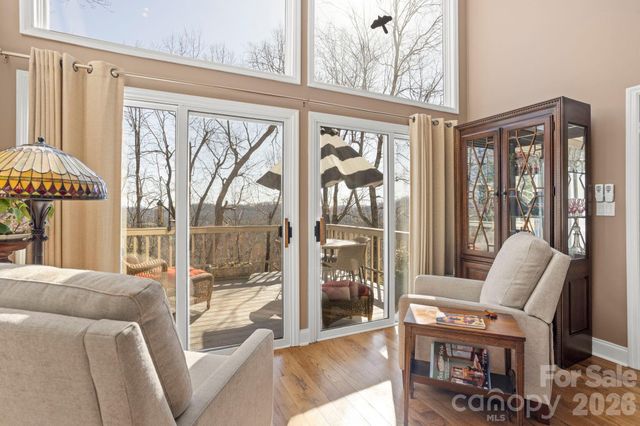 210 Claymoor Court, Flat Rock, NC 28731