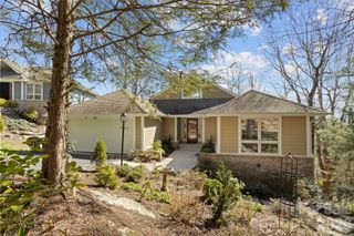 210 Claymoor Court, Flat Rock, NC 28731