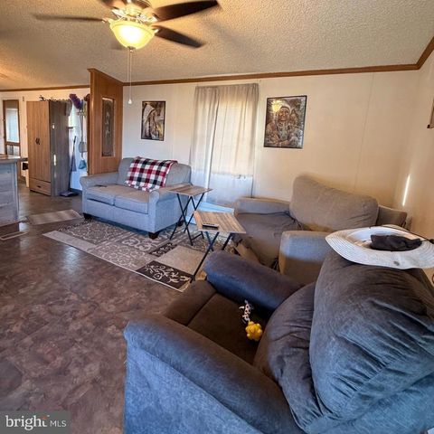 106 DUSK DR, Nottingham, PA 19362