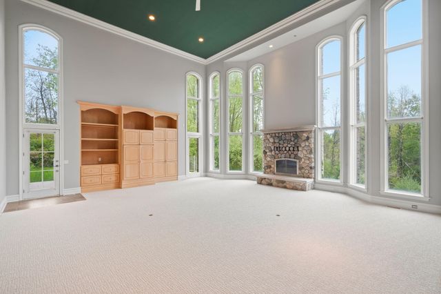 1065 Johnson Street, Tallmadge Twp, MI 49435