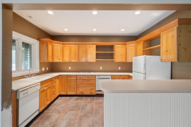 1065 Johnson Street, Tallmadge Twp, MI 49435