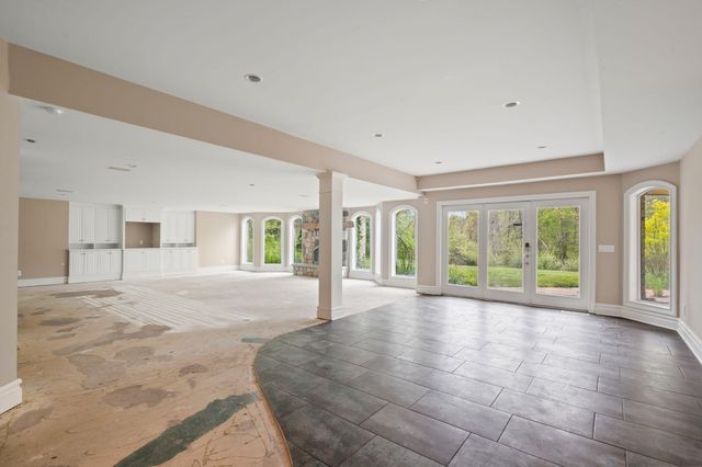 1065 Johnson Street, Tallmadge Twp, MI 49435