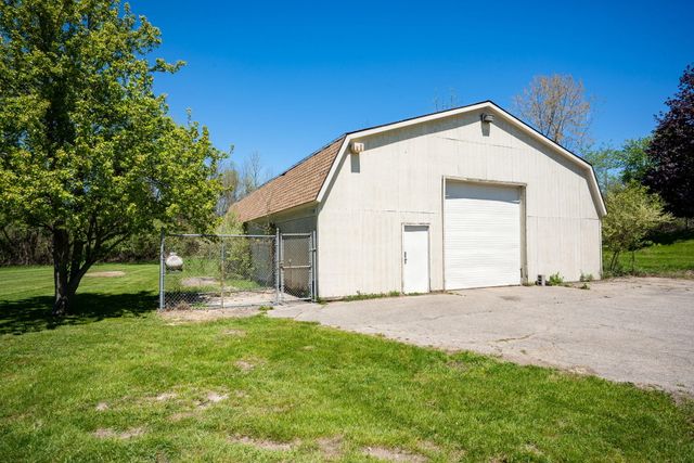 1065 Johnson Street, Tallmadge Twp, MI 49435