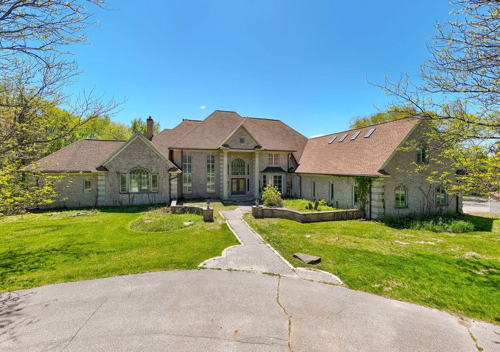 1065 Johnson Street, Tallmadge Twp, MI 49435