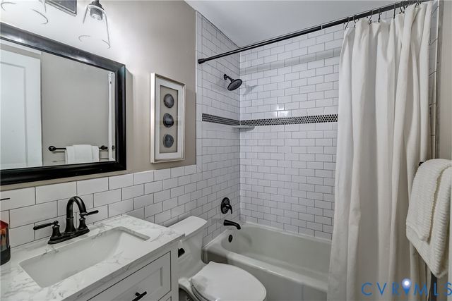 6605 W Grace St, Henrico, VA 23226