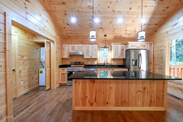 1710 Orchard Dr, Sevierville, TN 37876