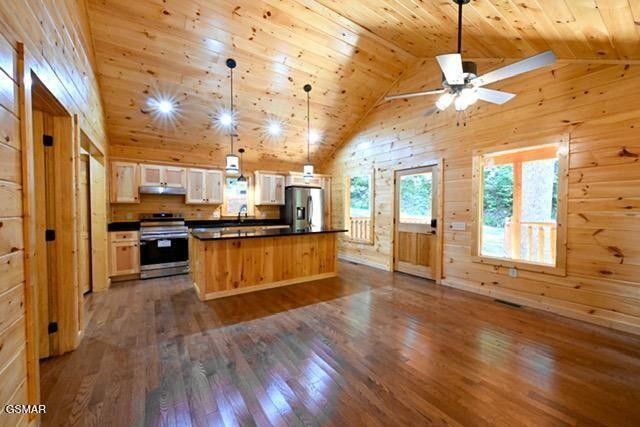 1710 Orchard Dr, Sevierville, TN 37876