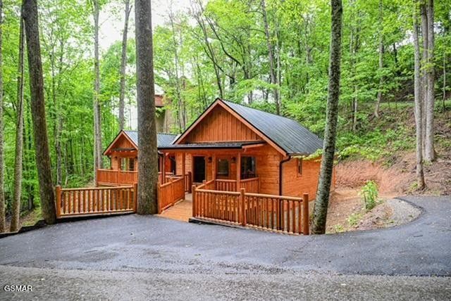 1710 Orchard Dr, Sevierville, TN 37876