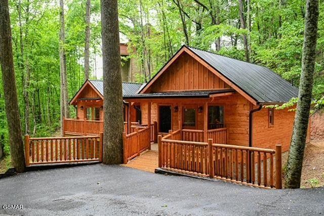 1710 Orchard Dr, Sevierville, TN 37876