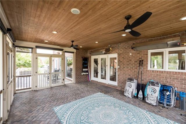 1905 Lancing Crest LN, Chesapeake, VA 23323