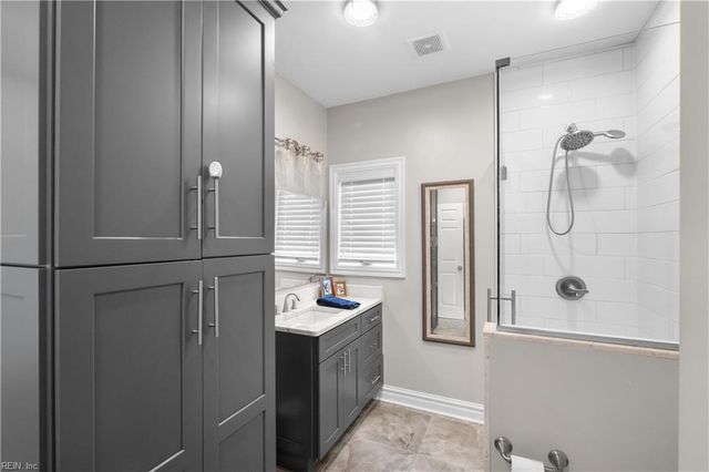 1905 Lancing Crest LN, Chesapeake, VA 23323