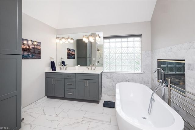 1905 Lancing Crest LN, Chesapeake, VA 23323
