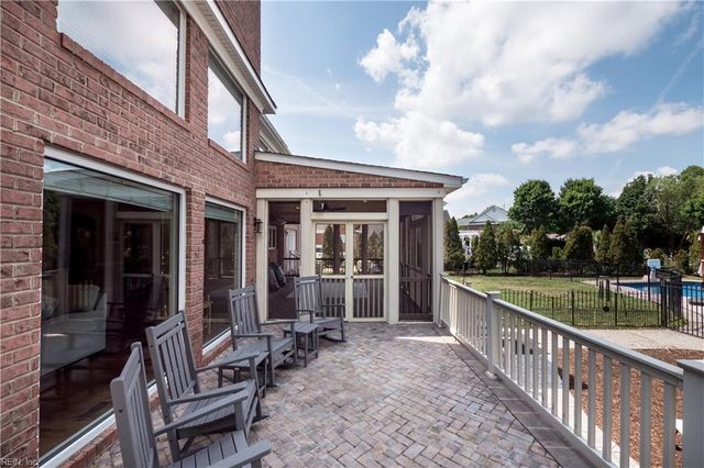 1905 Lancing Crest LN, Chesapeake, VA 23323