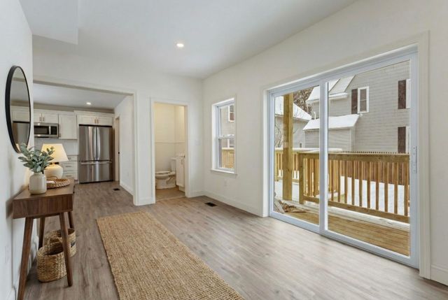 58 S State Street, Concord, NH 03301