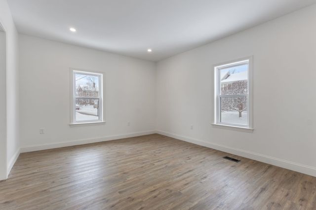 58 S State Street, Concord, NH 03301