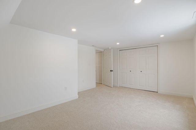 58 S State Street, Concord, NH 03301