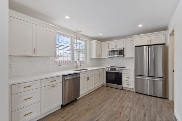 58 S State Street, Concord, NH 03301