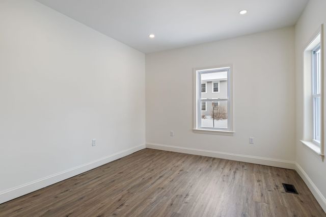 58 S State Street, Concord, NH 03301