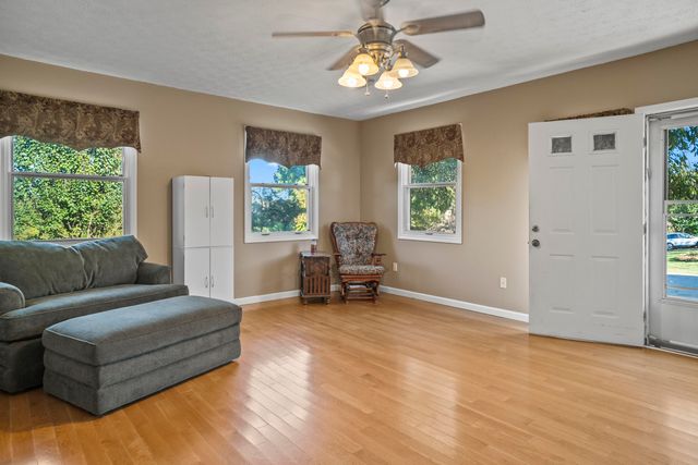 51 Faubush Road, Nancy, KY 42544