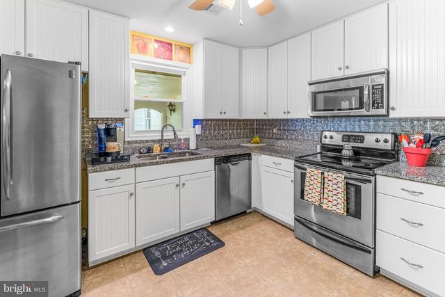 446 RICHARD STREET, Martinsburg, WV 25404