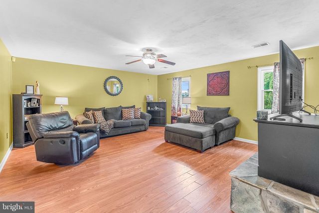 446 RICHARD STREET, Martinsburg, WV 25404
