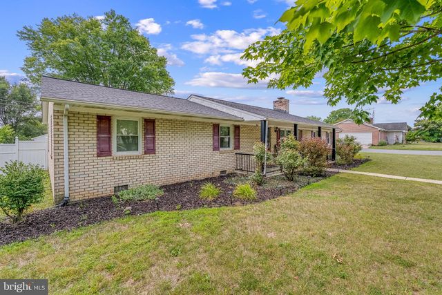 446 RICHARD STREET, Martinsburg, WV 25404