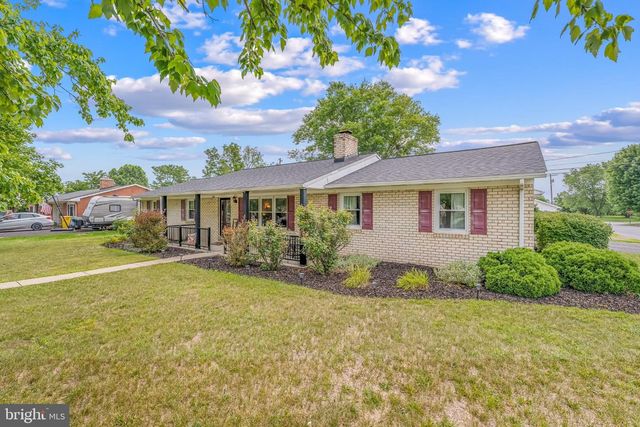 446 RICHARD STREET, Martinsburg, WV 25404