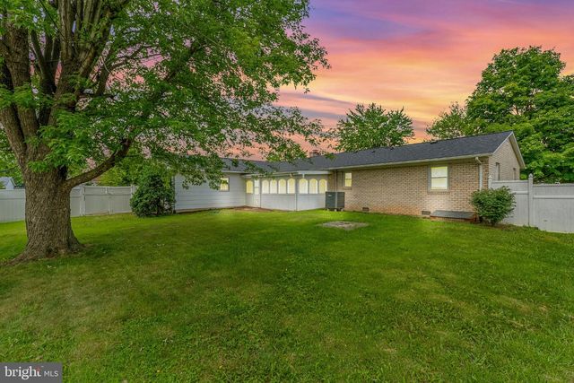 446 RICHARD STREET, Martinsburg, WV 25404