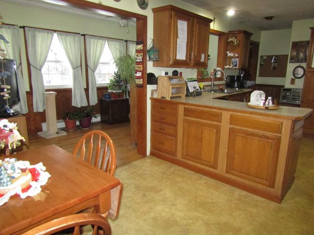 82 Arrowhead Avenue, Milton, VT 05468