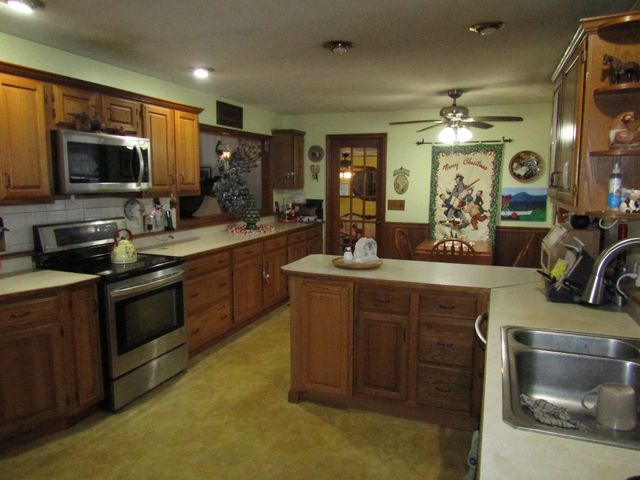 82 Arrowhead Avenue, Milton, VT 05468