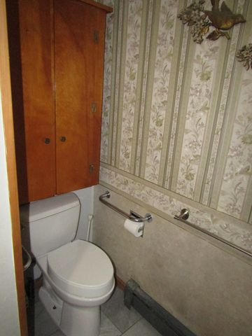 82 Arrowhead Avenue, Milton, VT 05468