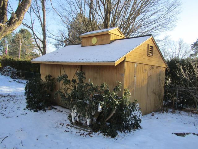 82 Arrowhead Avenue, Milton, VT 05468