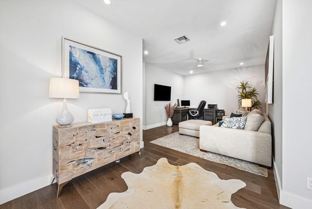 820 NE 7th Avenue, Delray Beach, FL 33483