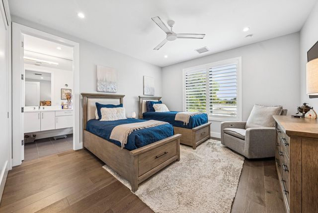 820 NE 7th Avenue, Delray Beach, FL 33483