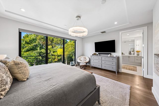 820 NE 7th Avenue, Delray Beach, FL 33483