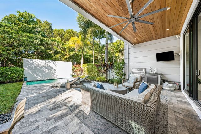 820 NE 7th Avenue, Delray Beach, FL 33483