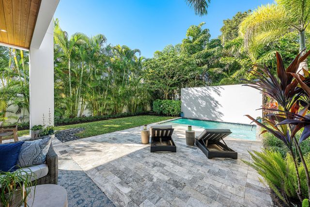 820 NE 7th Avenue, Delray Beach, FL 33483