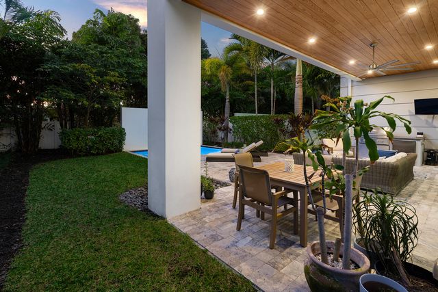 820 NE 7th Avenue, Delray Beach, FL 33483