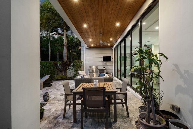 820 NE 7th Avenue, Delray Beach, FL 33483