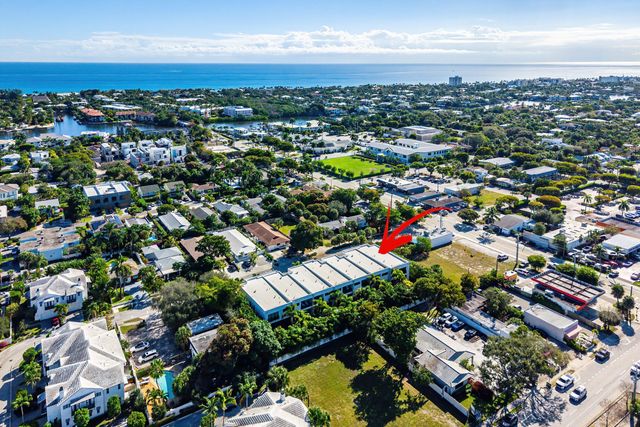 820 NE 7th Avenue, Delray Beach, FL 33483