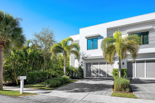 820 NE 7th Avenue, Delray Beach, FL 33483