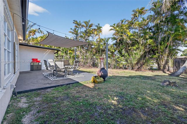 9401 NW 81st Ct, Tamarac, FL 33321